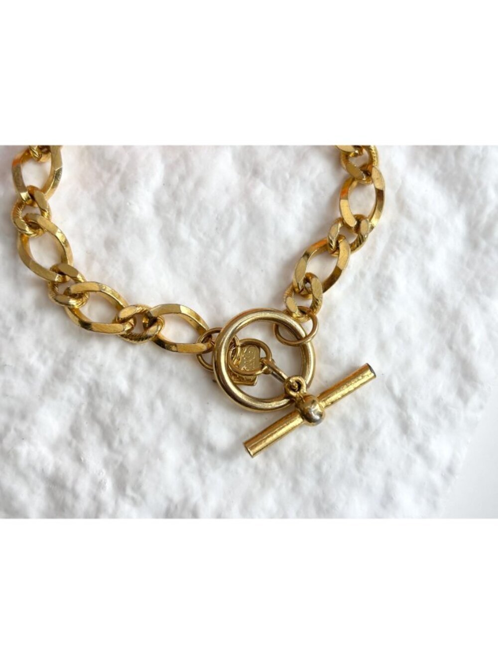 Cable Chain Gold Toned  Toggle Clasp Chunky Vintage 80's Style Bracelet - Picture 11 of 12